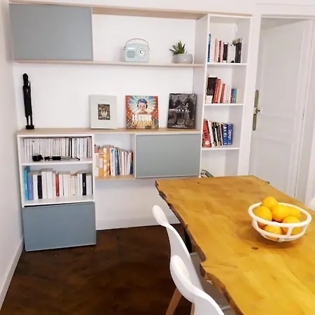Champs Elysees Luxury Apartment Paris