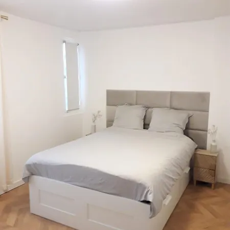 Apartment Champs Elysees Luxury